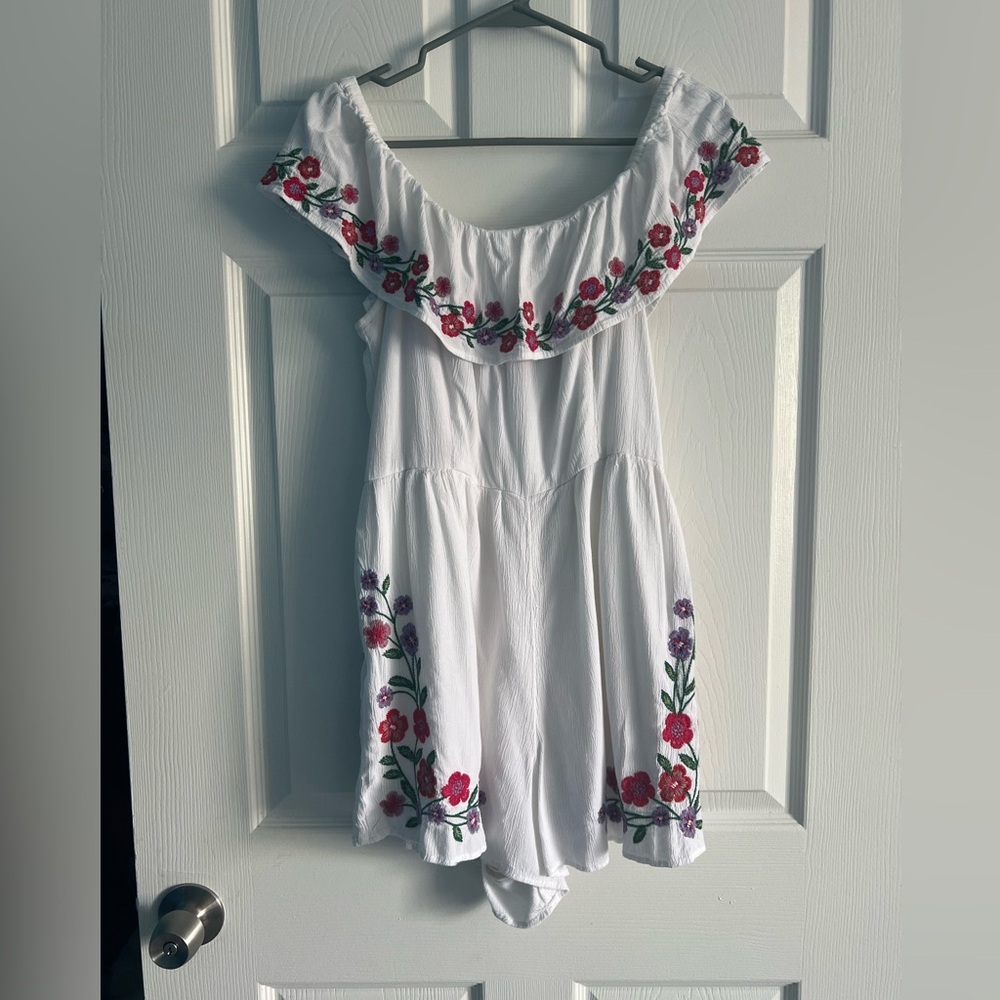 American Eagle Outfitters White Romper with Red and Purple Floral Embroidery